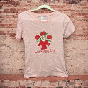 Golden Girls Valentine’s Day Roses Graphic Tee (Women’s Medium)